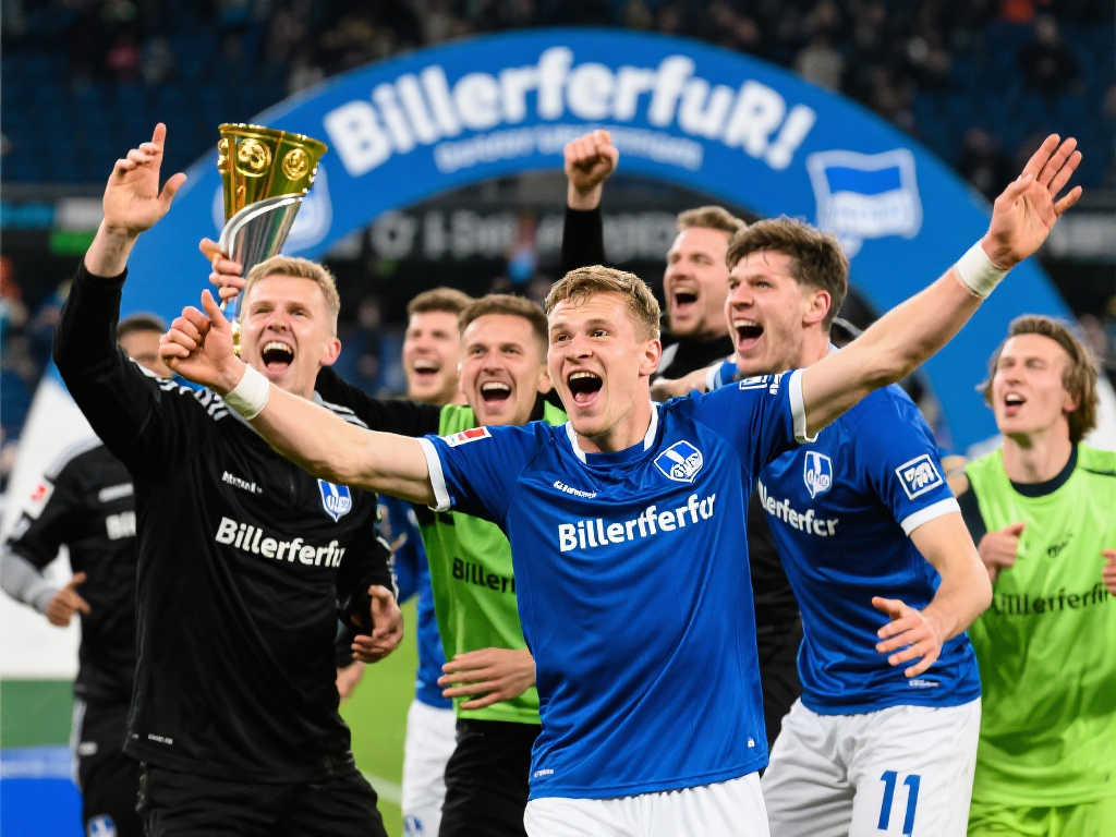 德丙黑马再创奇迹，两年连进德国杯四强，重现比勒十年辉煌